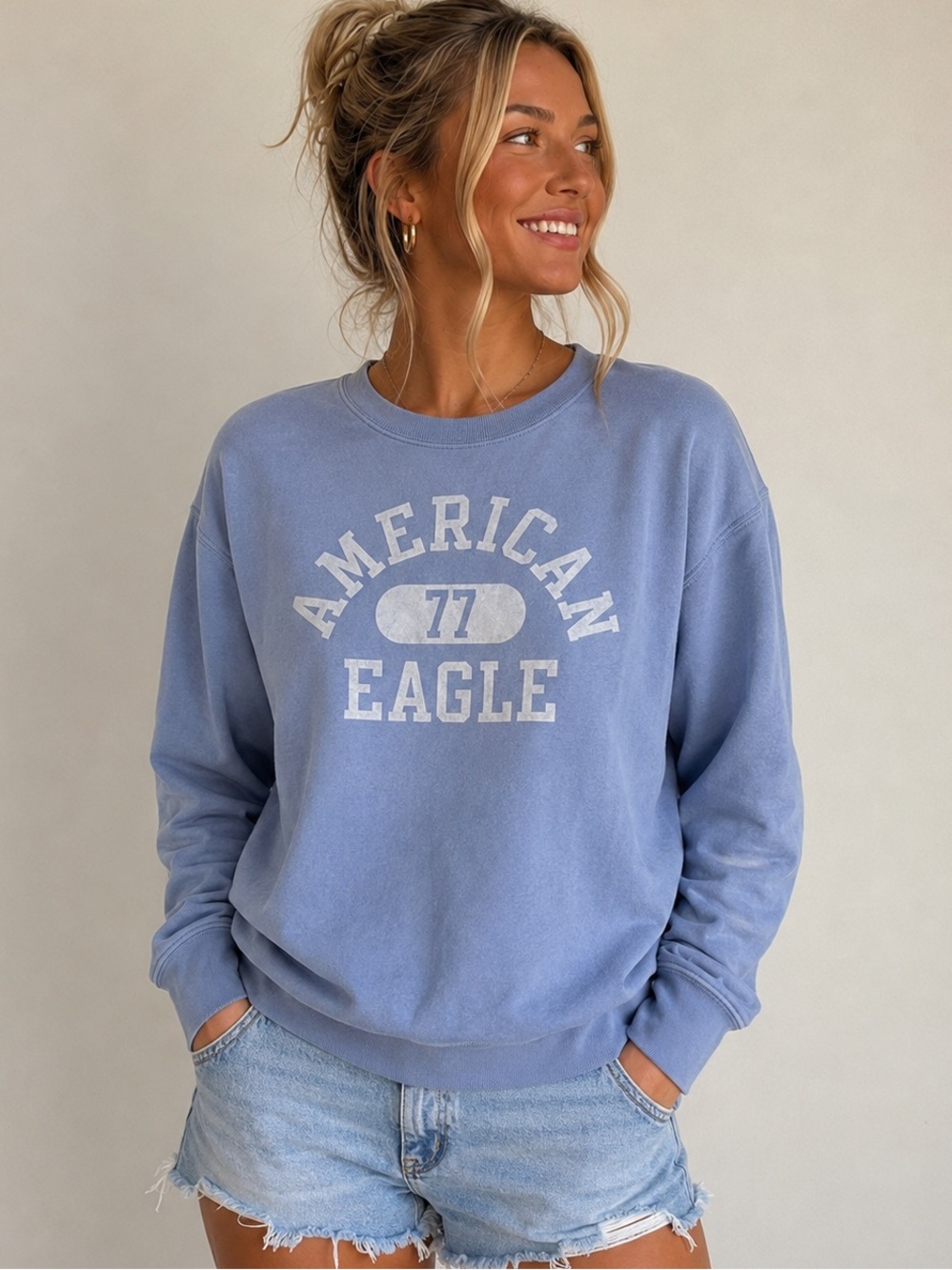 American Eagle 77 Graphic Sweatshirt Women’s Small Blue Cotton Crewneck Pullover